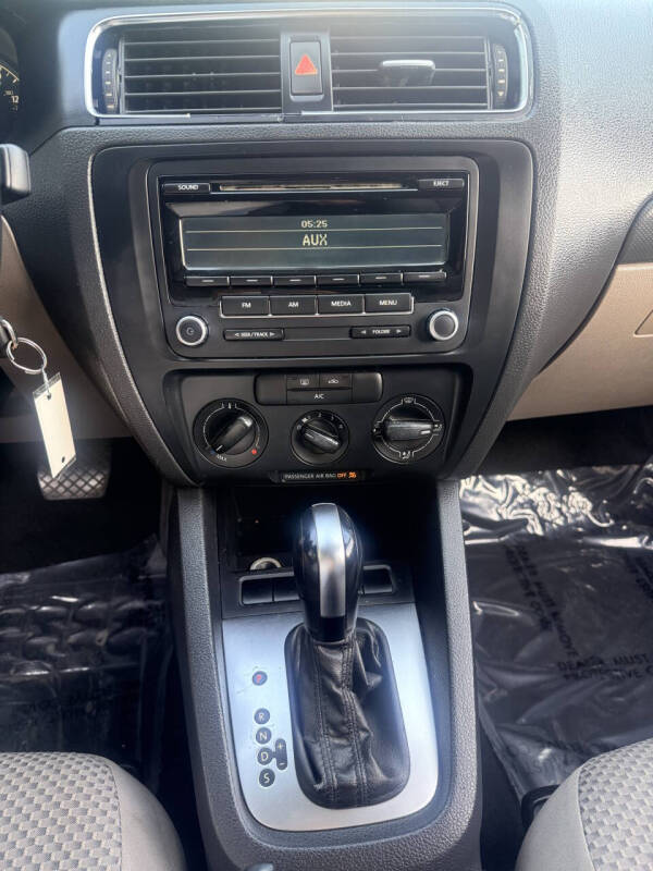 2013 Volkswagen Jetta S