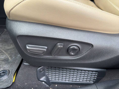 2023 Toyota Sienna Limited 7-Passenger