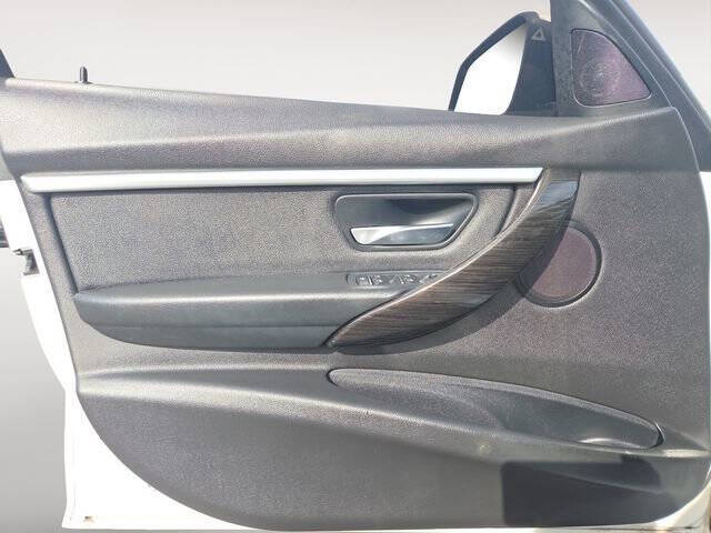 2018 BMW 3 Series 330e iPerformance