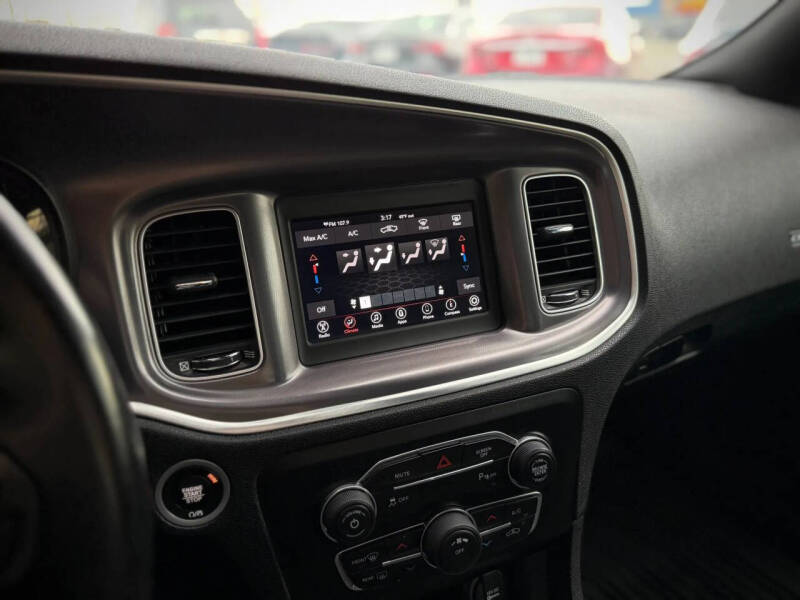 2020 Dodge Charger SXT