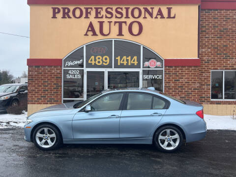 2013 BMW 3 Series for sale at Professional Auto Sales & Service in Fort Wayne IN