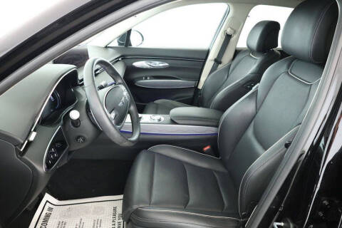 2024 Genesis GV70 2.5T Standard