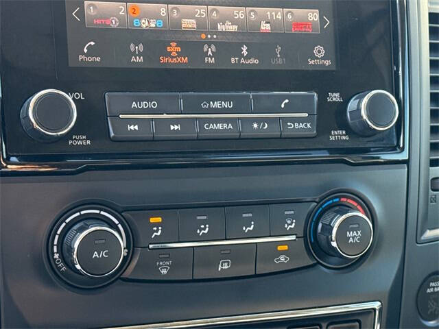 2022 Nissan Titan SV