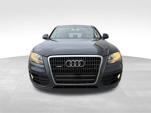 2011 Audi Q5 2.0T quattro Premium