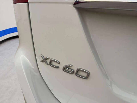 2016 Volvo XC60 T5 Drive-E Premier