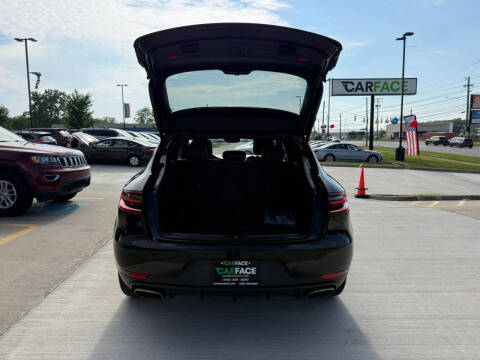2017 Porsche Macan