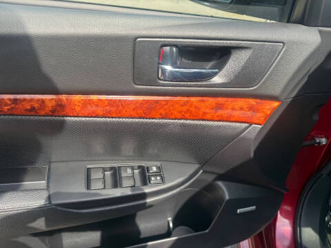 2012 Subaru Legacy 3.6R Limited