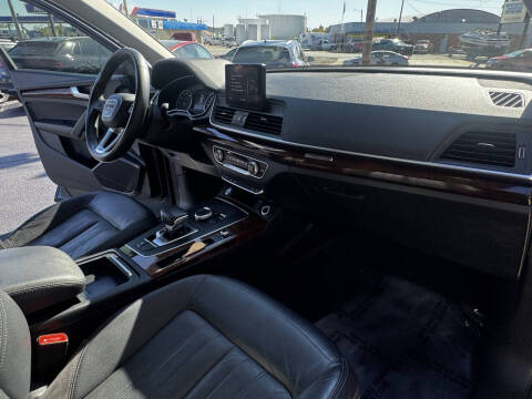 2018 Audi Q5 2.0T quattro Premium