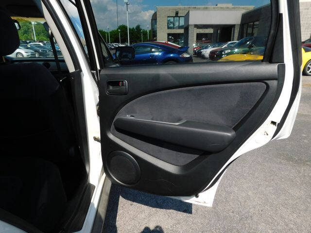 2003 Mitsubishi Outlander LS