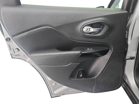 2019 Jeep Cherokee Altitude