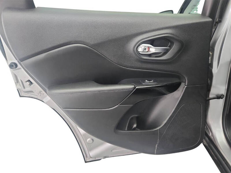 2019 Jeep Cherokee Altitude