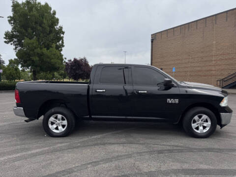 2015 RAM 1500 SLT