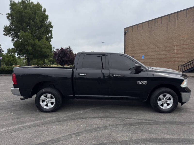 2015 RAM 1500 SLT