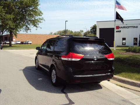 2011 Toyota Sienna XLE 7-Passenger Auto Access Seat