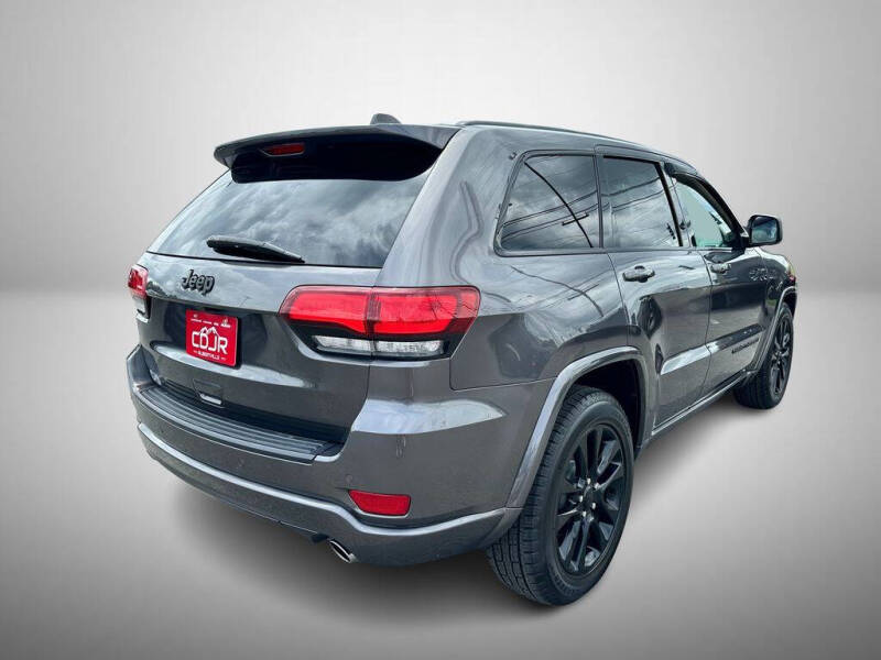 2019 Jeep Grand Cherokee Altitude