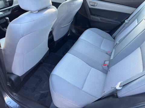 2015 Toyota Corolla LE
