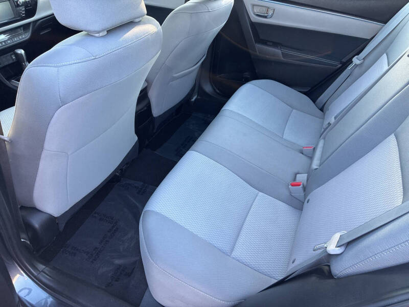 2015 Toyota Corolla LE