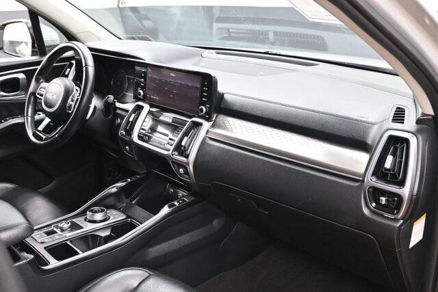 2022 Kia Sorento Hybrid S