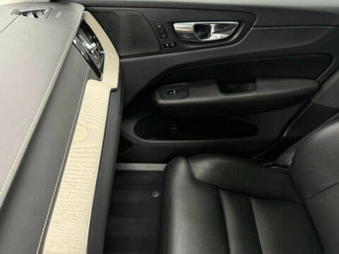 2019 Volvo XC60 T5 Inscription