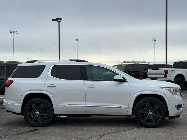 2017 GMC Acadia Denali
