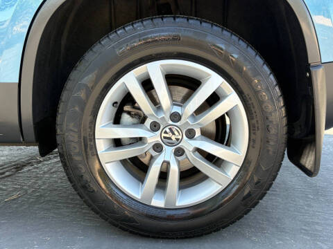 2017 Volkswagen Tiguan 2.0T S