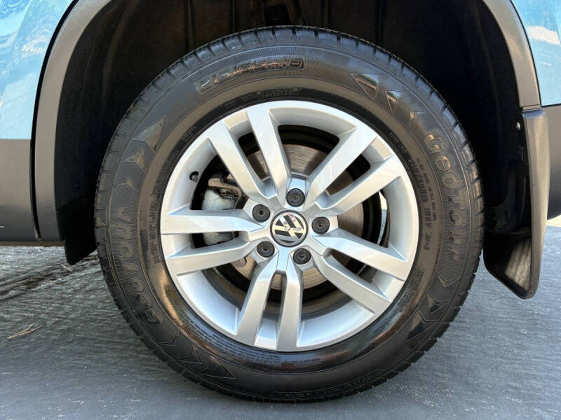 2017 Volkswagen Tiguan 2.0T S
