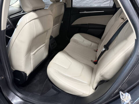 2017 Ford Fusion Titanium
