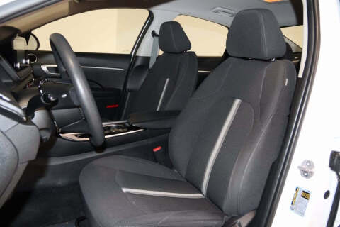 2023 Hyundai Sonata SE