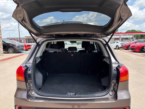 2019 Mitsubishi Outlander Sport ES