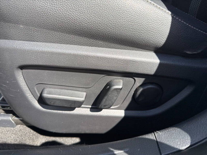 2023 Mazda CX-50 2.5 S Preferred Plus