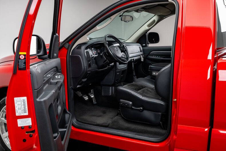 2004 Dodge Ram 1500 SRT-10