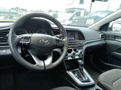 2019 Hyundai Elantra