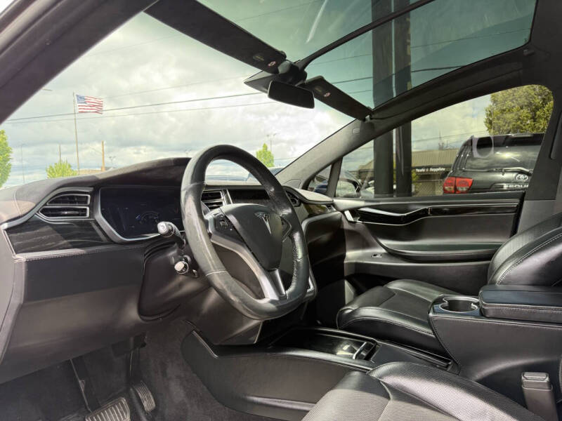 2016 Tesla Model X 75D