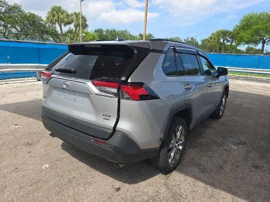 2020 Toyota RAV4 XLE Premium