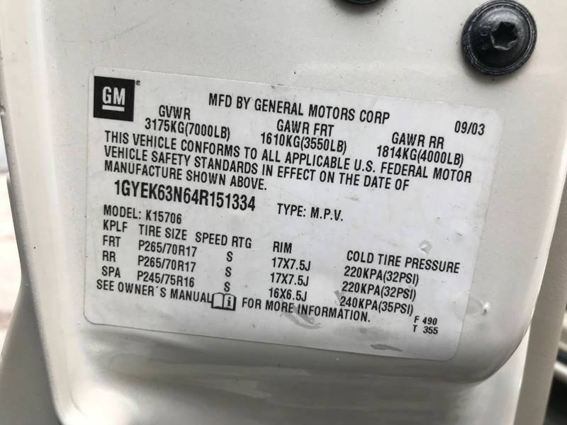 2004 Cadillac Escalade