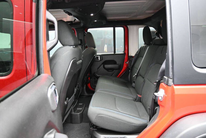 2025 Jeep Wrangler Rubicon 4xe