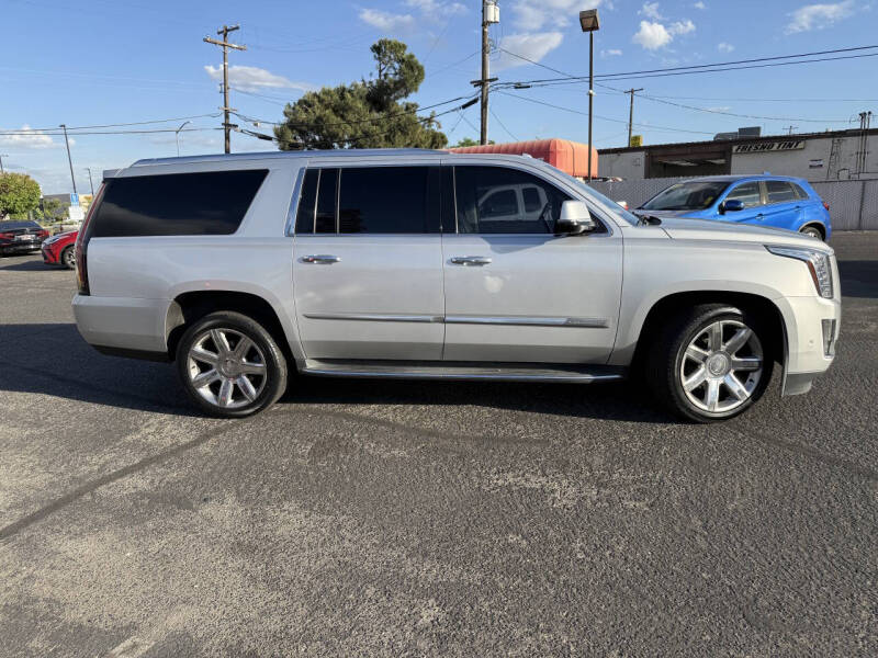 2020 Cadillac Escalade ESV Luxury