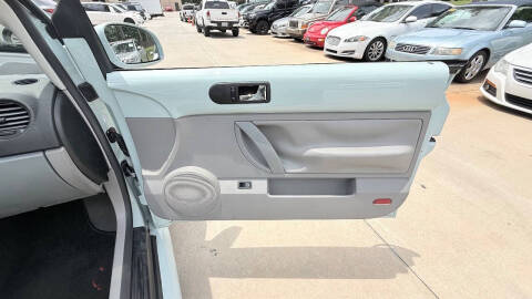 2004 Volkswagen New Beetle Convertible GLS