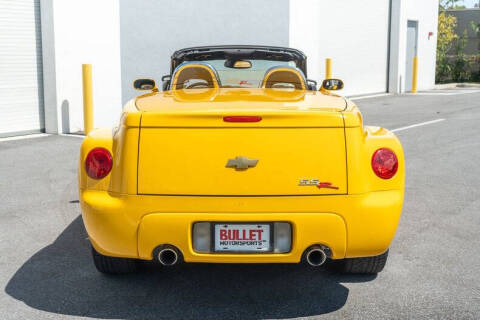 2004 Chevrolet SSR LS