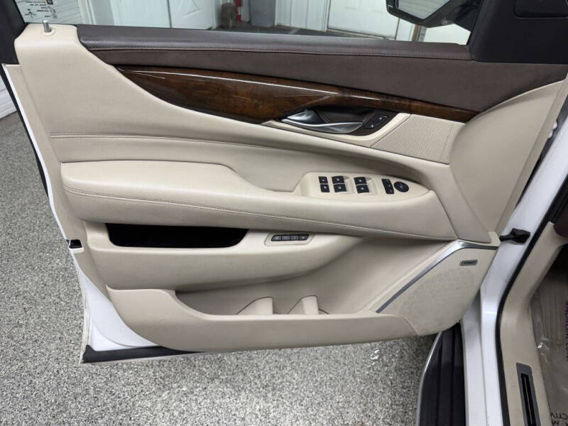 2017 Cadillac Escalade ESV Premium Luxury