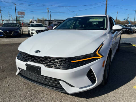 2021 Kia K5 for sale at Cow Boys Auto Sales LLC in Garland TX