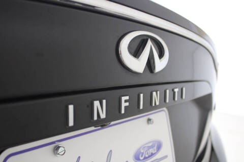 2017 Infiniti QX30 Premium
