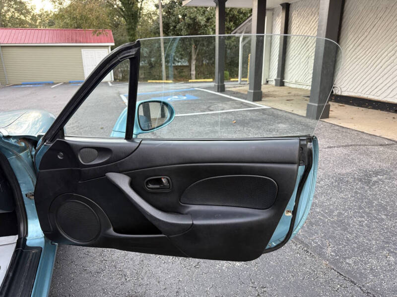 2001 Mazda MX-5 Miata