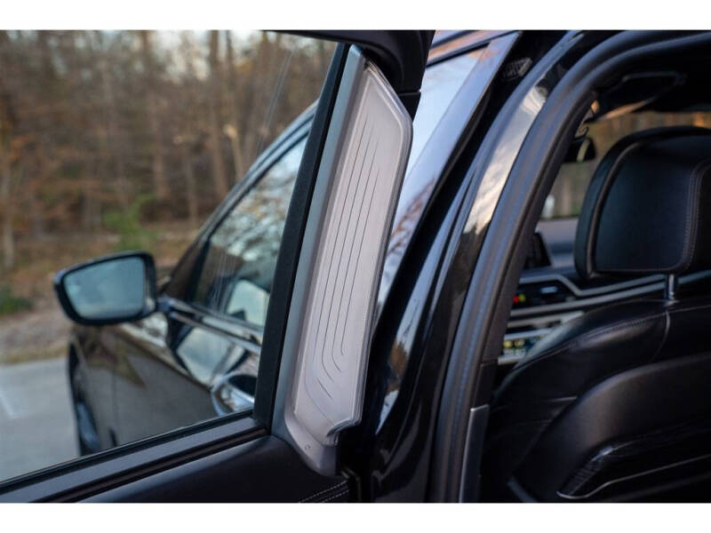 2022 BMW 7 Series 750i xDrive