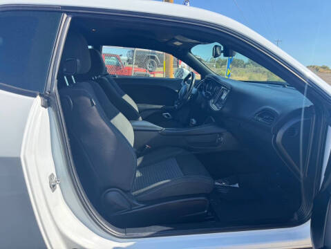 2021 Dodge Challenger SXT