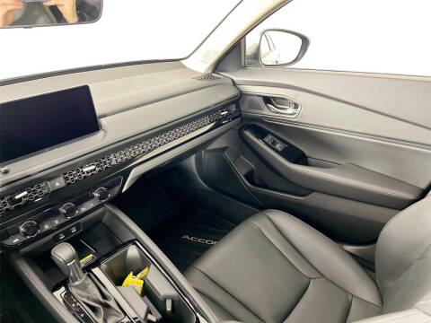 2025 Honda Accord Hybrid Touring