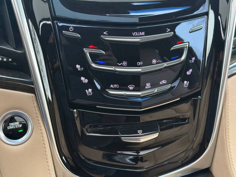 2019 Cadillac Escalade Platinum
