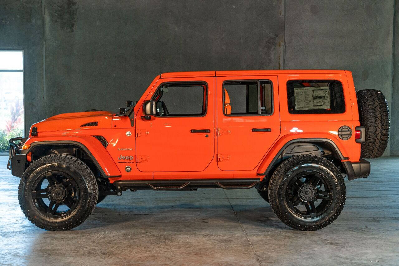 2018 JEEP Wrangler SUV / Crossover - $47,999