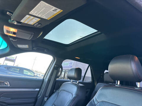 2016 Ford Explorer Sport