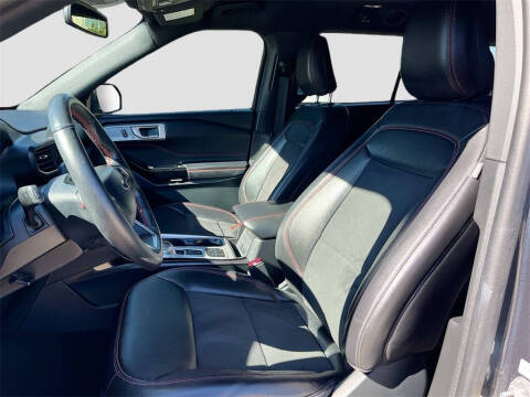 2024 Ford Explorer ST-Line